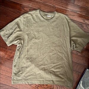 Abercrombie Premium Essentials Tee